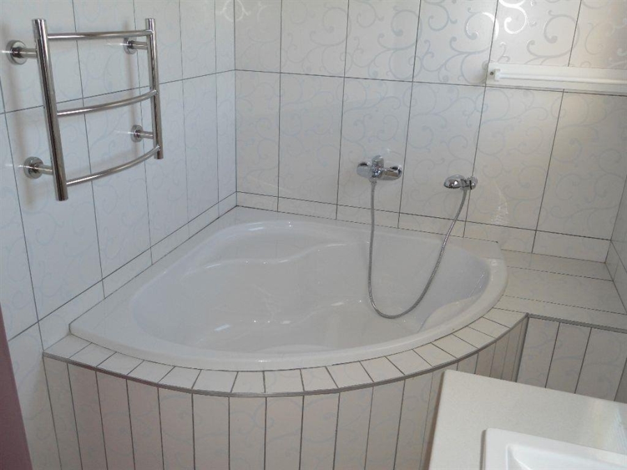 5 Bedroom Property for Sale in Myburgh Park Western Cape